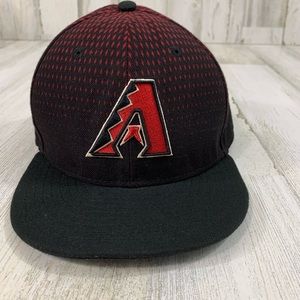 Arizona Diamondbacks New Era MLB 2017 Fitted Hat Red Black Size 6 3/4 Small.
